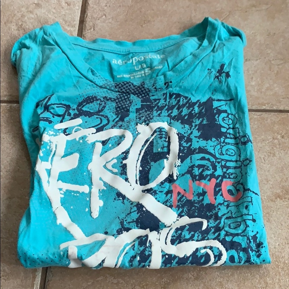 Aeropostale t shirt